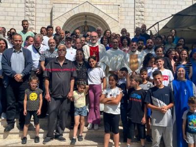 البطريرك اللاتيني للقدس يزور غزة في مهمة تضامنية